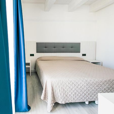 Hotel Giulio Cesare Cattolica Bagian luar foto