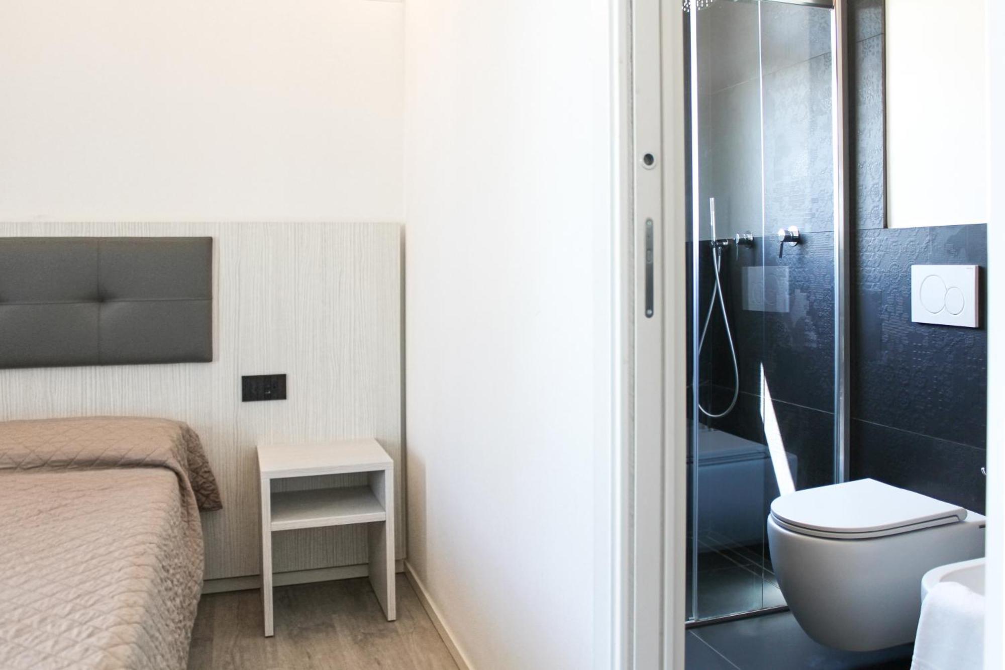 Hotel Giulio Cesare Cattolica Bagian luar foto